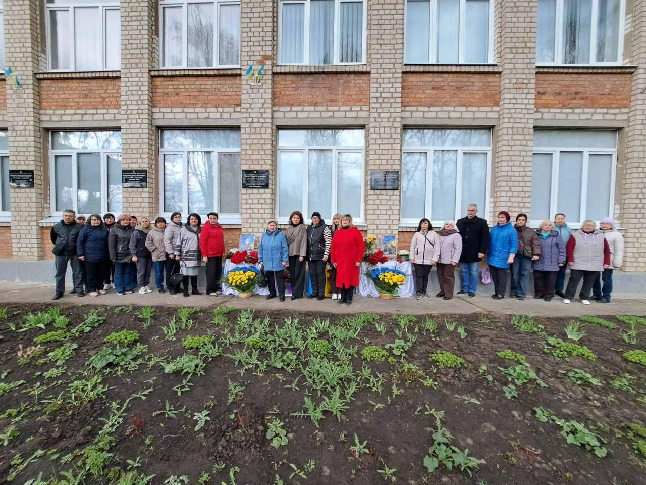 Відкрили меморіальні дошки чотирьом захисникам у місті: Новини Харкова